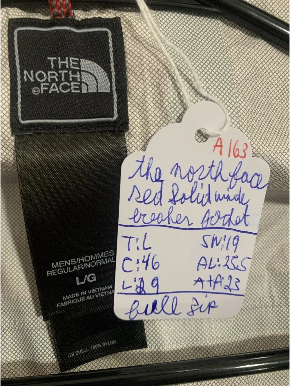 FALL/WINTER The North Face Men's Red Solid Windbreaker Jacket Size L
